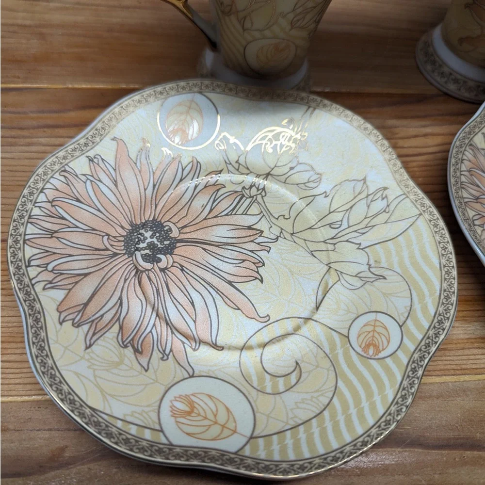 D’Lusso Tea Cup and Saucer Set - Picture 6 of 10